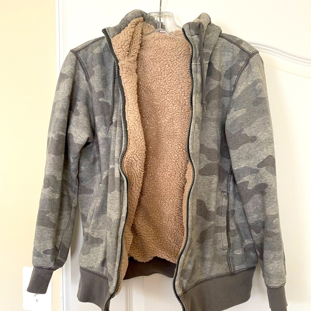 Uniqlo Sherpa Lined Hoodie